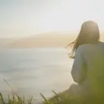Comment lâcher prise grâce à l’hypnose et retrouver un apaisement intérieur